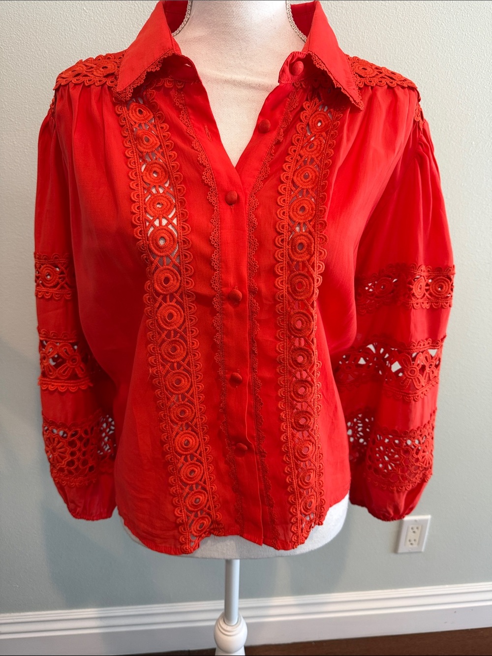 Red Lace-Panel Button-Front Women's Blouse ptp 25